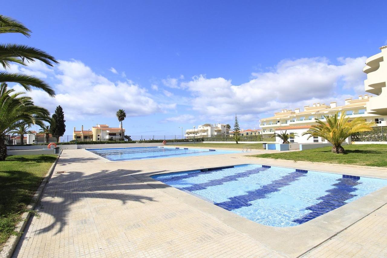 Апартаменты Armacao De Pera Brightness With Pool By Homing Экстерьер фото